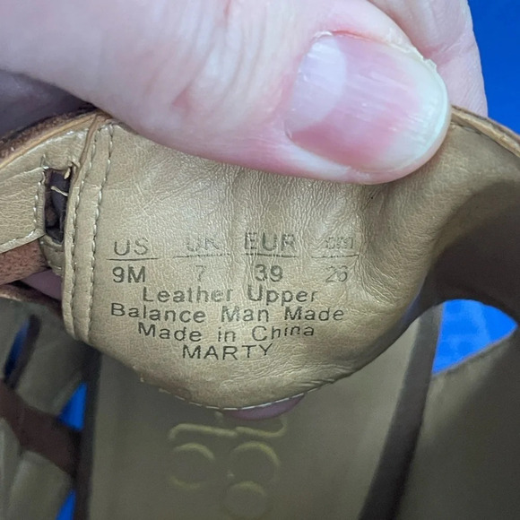 Franco Sarto Cute Cut-Out Peep Toe Booties Marty whiskey Brown size 9 - Picture 9 of 12